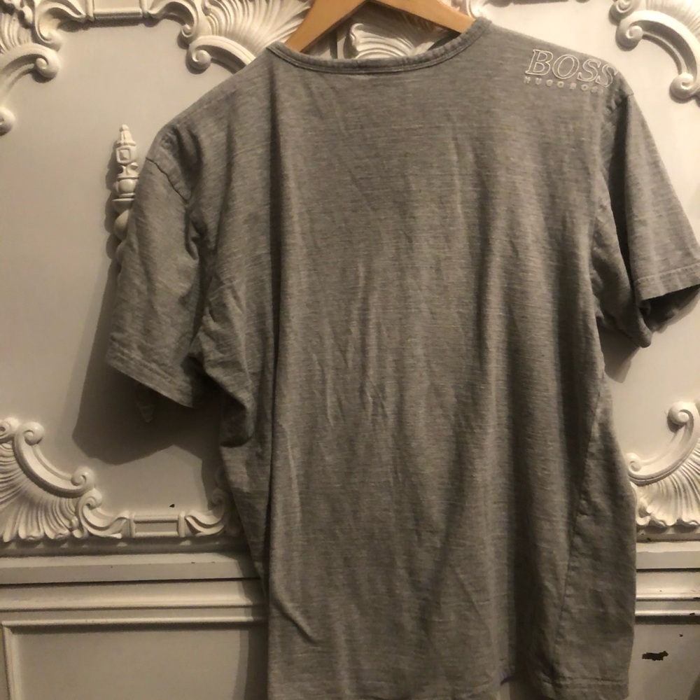 Hugo Boss Tee - Picture 6 of 6